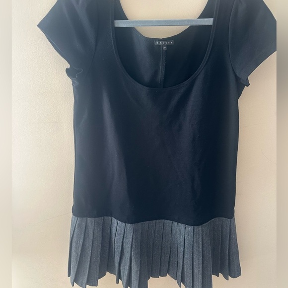 Theory Black Gray Herringbone Pleated Knit dress size medium - Picture 1 of 6